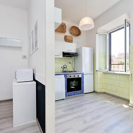 Apartment Mercede Rome